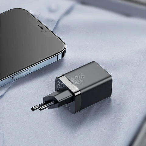 Baseus Super Si Pro Quick Charger - Väggladdare - Snabbladdare QC3.0 / PD 30W - 100-240V till USB - 2xUSB Typ A/C - Svart