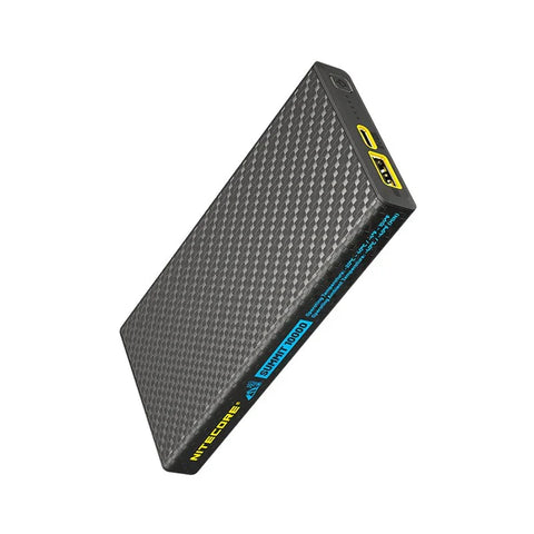Nitecore Summit 10000 Power Bank - Batteri med Uppvärmning - 10000mAh, 2xUSB Typ A/C, QC 3.0 / PD 20W, 5V, 3A - Kolfiber
