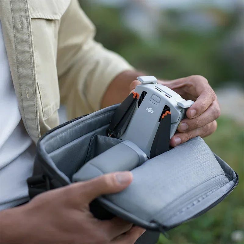 DJI Mini 4 Pro Fly More Combo + DJI RC 2 Smart Fjärrkontroll - Action King