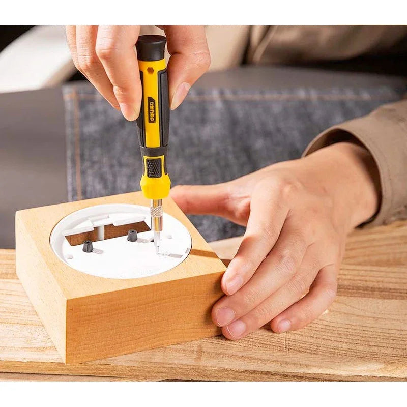 Deli Verktygskit 33 delar - Skruvmejslar / Bits i praktiskt fodral - EDL1033D - Action King