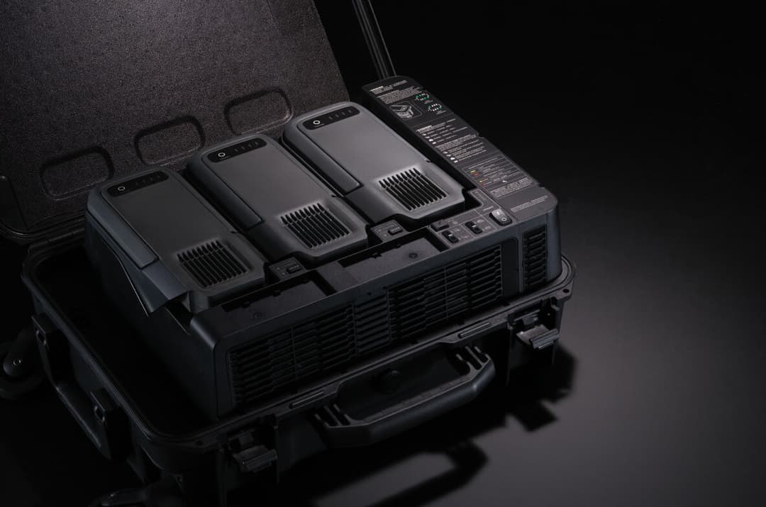 dji mini se batteri - DJI BS100 Batteristation för Matrice-serien